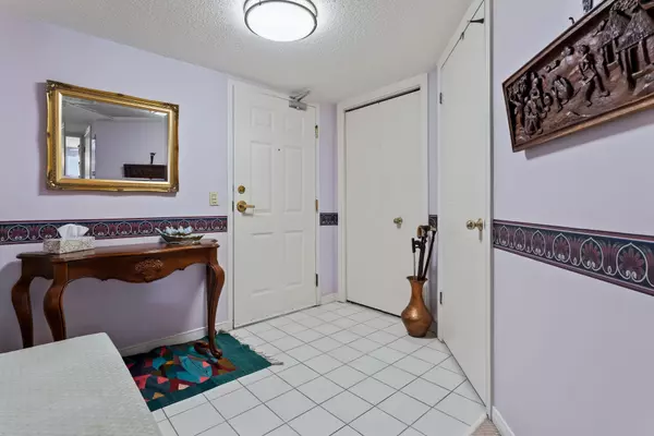 Lincoln, ON L0R 2C0,3420 Frederick AVE #104