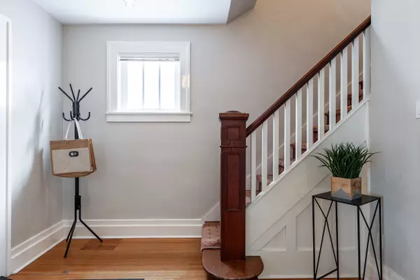 Stratford, ON N5A 5P8,211 Douglas ST