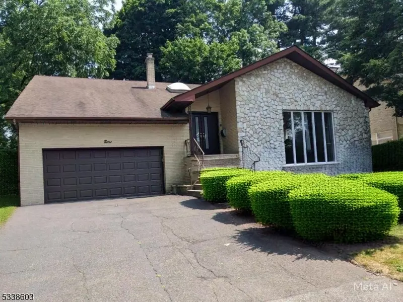 9 Garfield Ave, Clifton City, NJ 07012