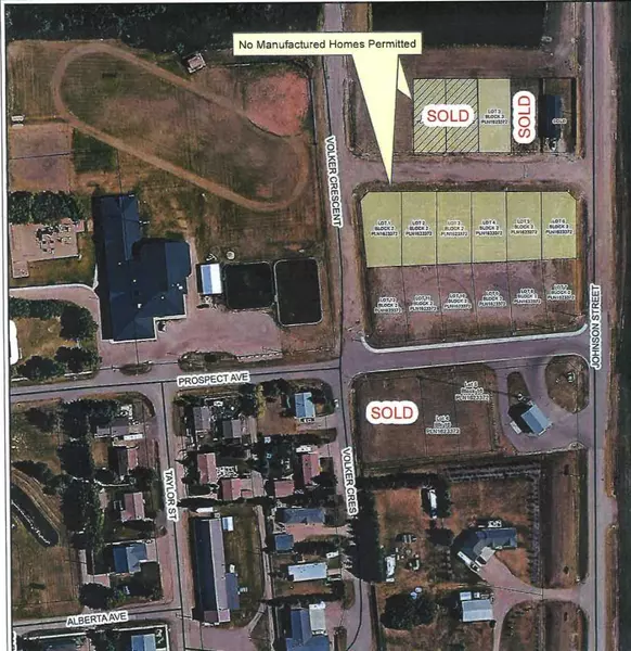 9 Pearle AVE, Erskine, AB T0C 1G0