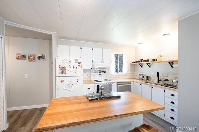 Campbell River, BC V9H 1C1,4791 Upland Dr