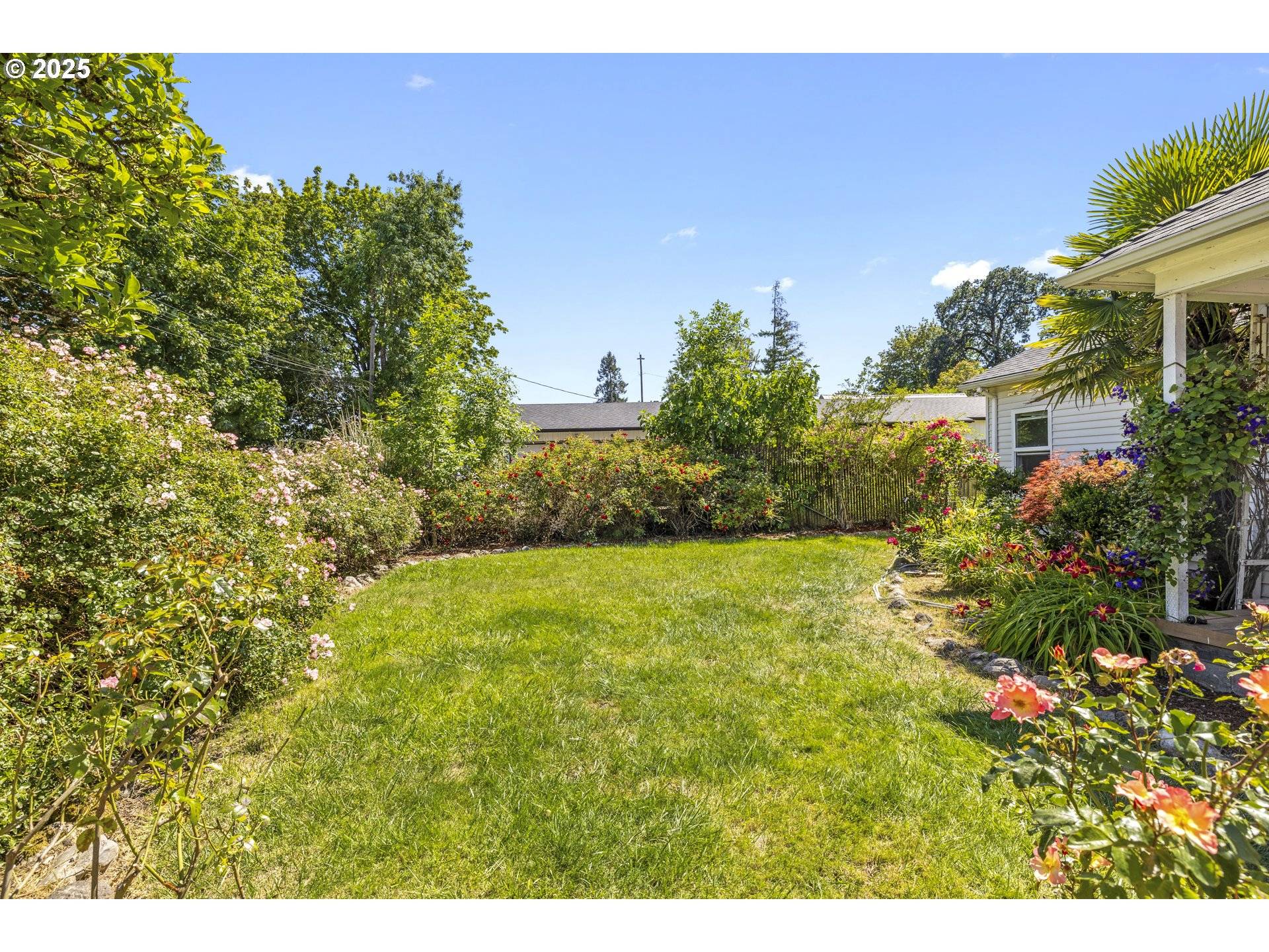 Newberg, OR 97132,119 N HARRISON ST