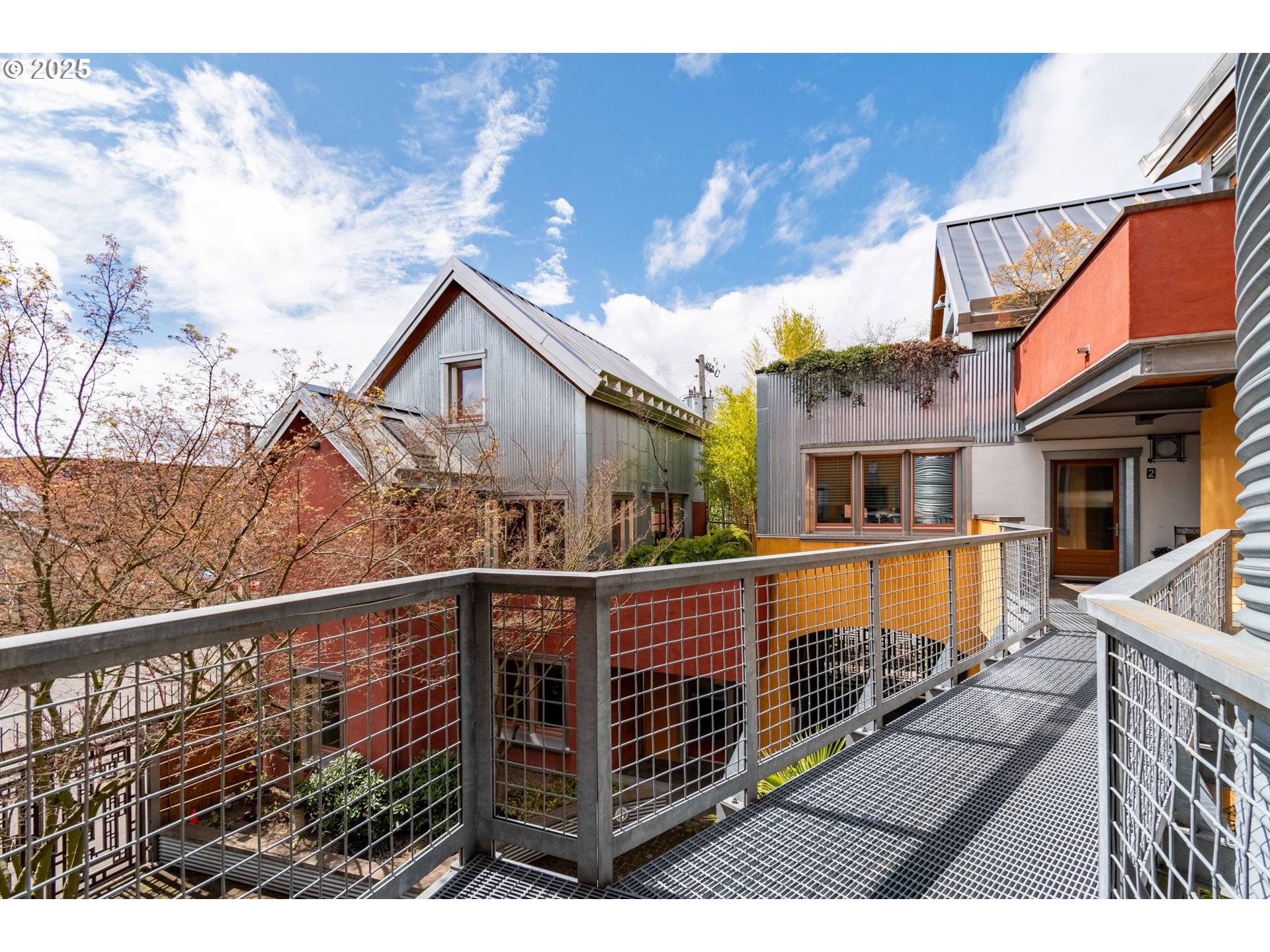 Eugene, OR 97401,321 MILL ST #1