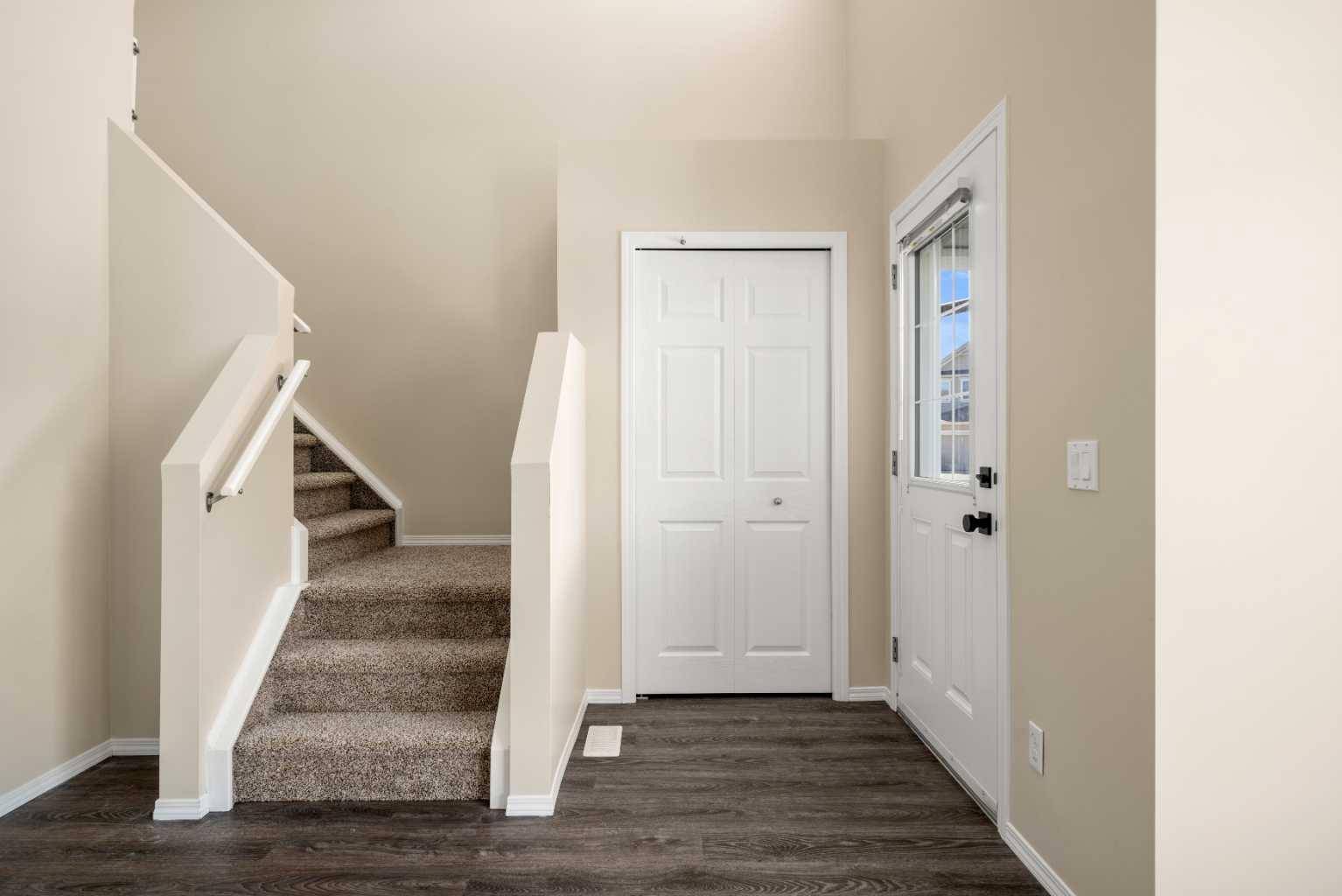 Okotoks, AB T1S 0H5,88 Cimarron Grove Close