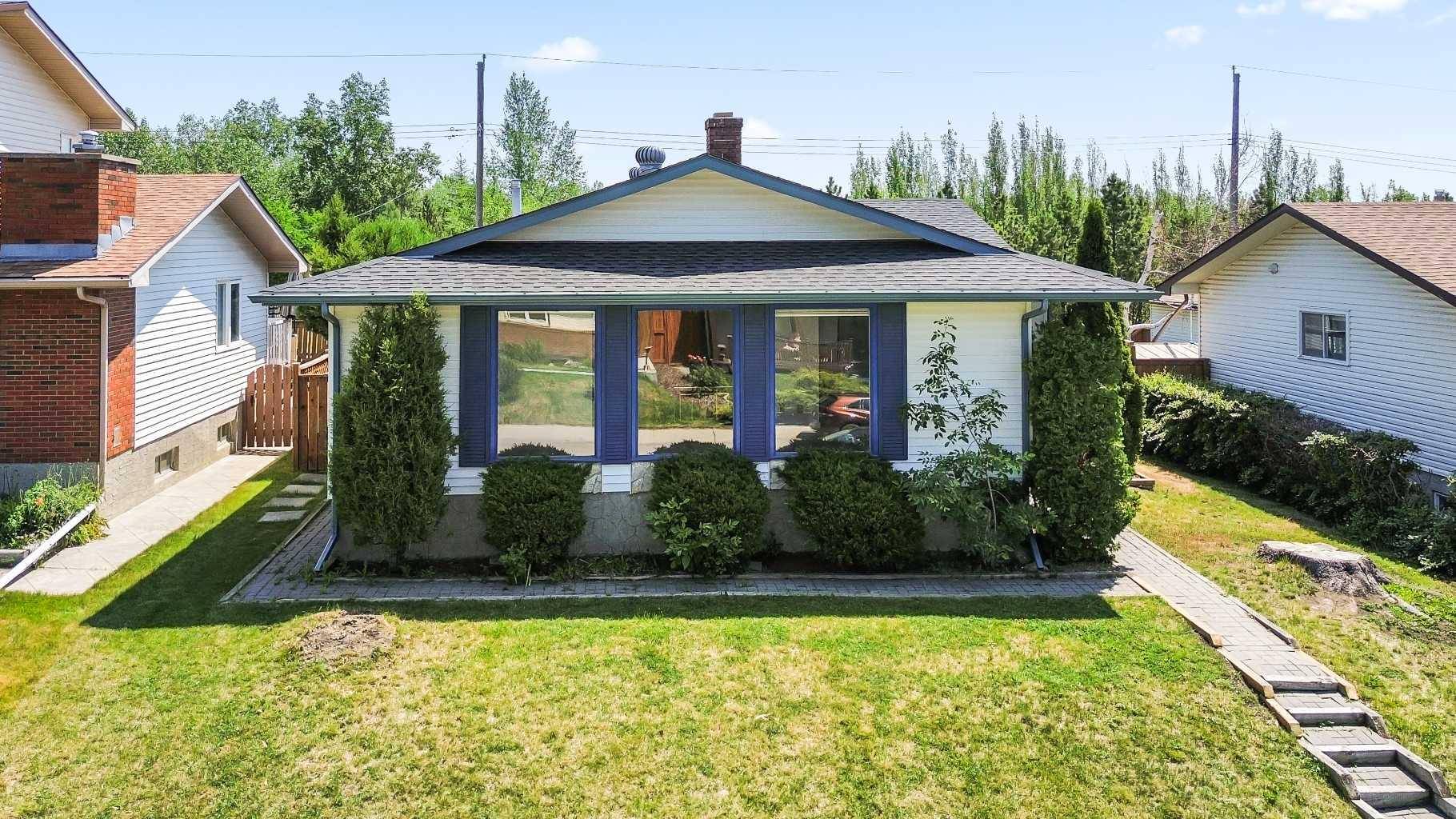 Calgary, AB T3B 3E5,6267 Silver Springs HL NW