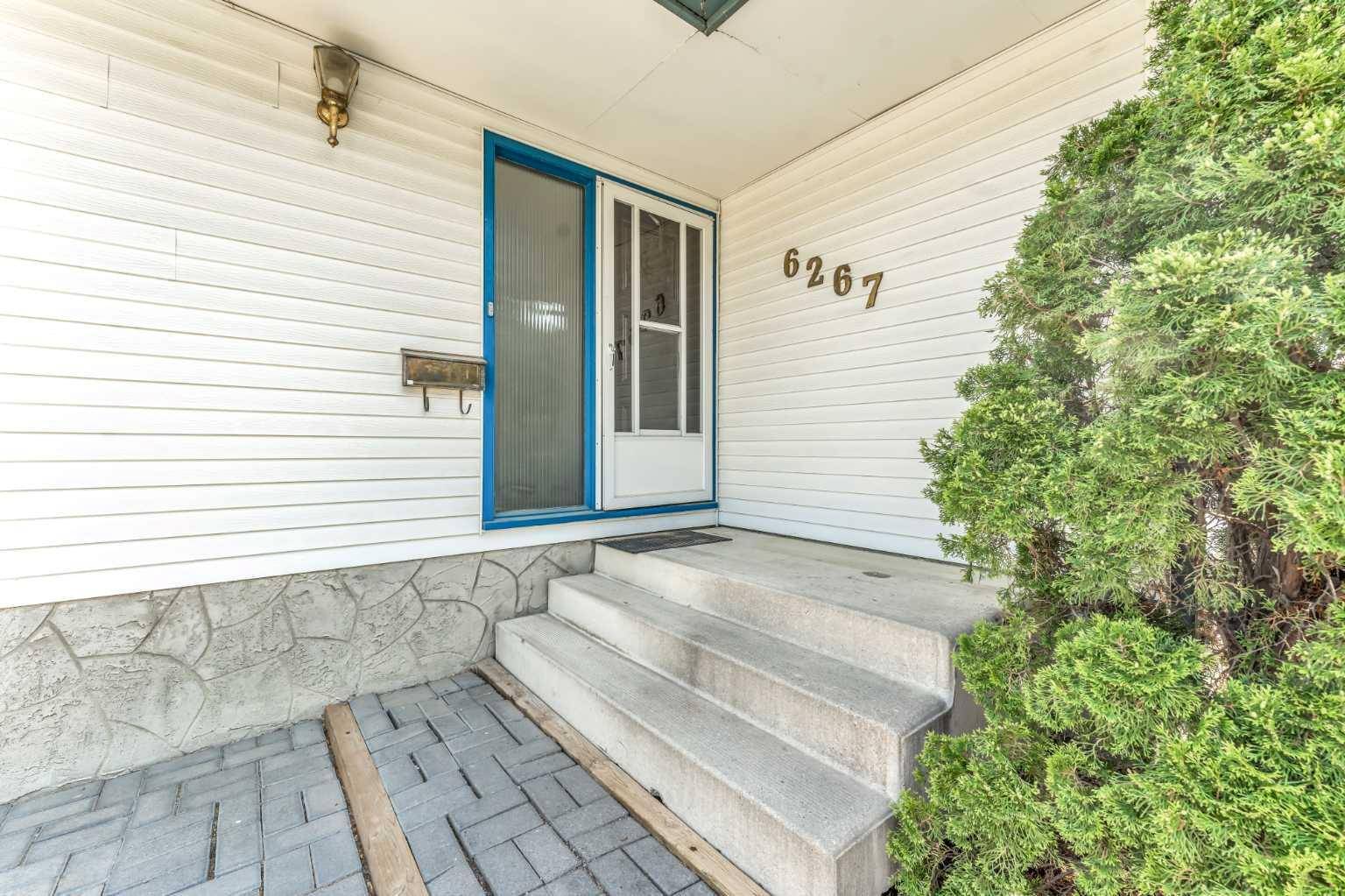 Calgary, AB T3B 3E5,6267 Silver Springs HL NW