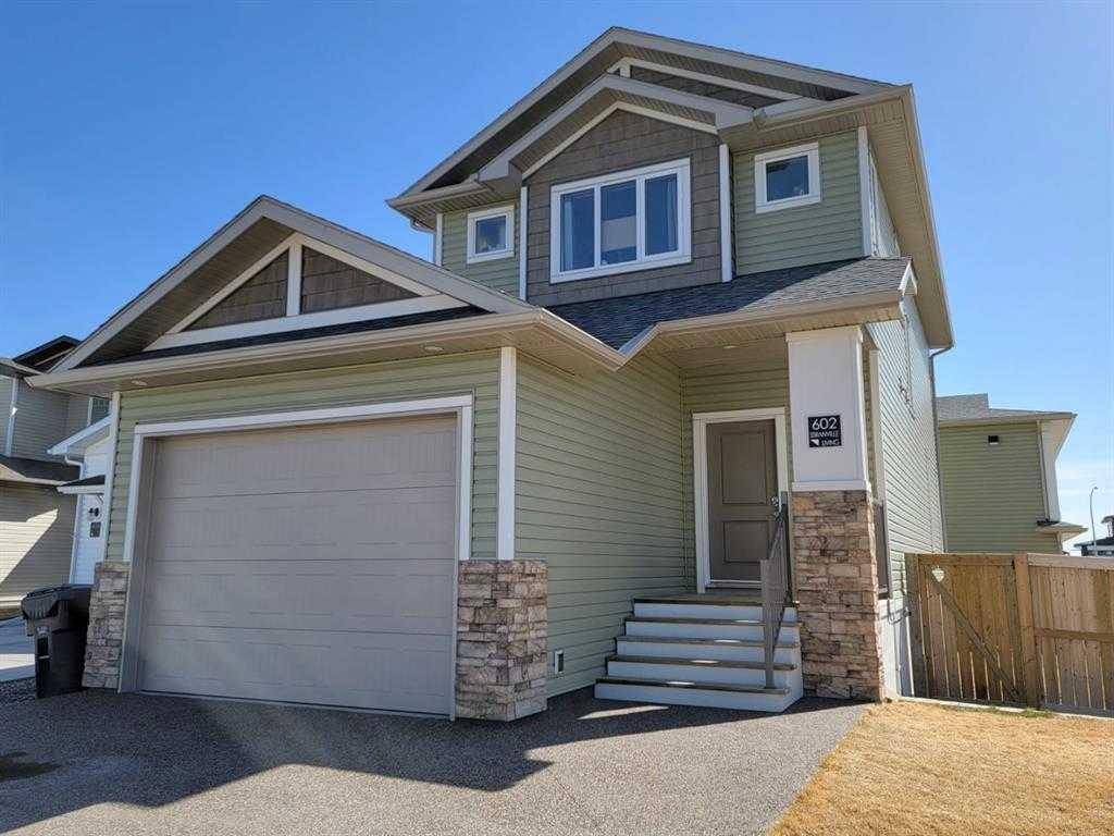 602 Bluebell Bay West, Lethbridge, AB T1J 5S5