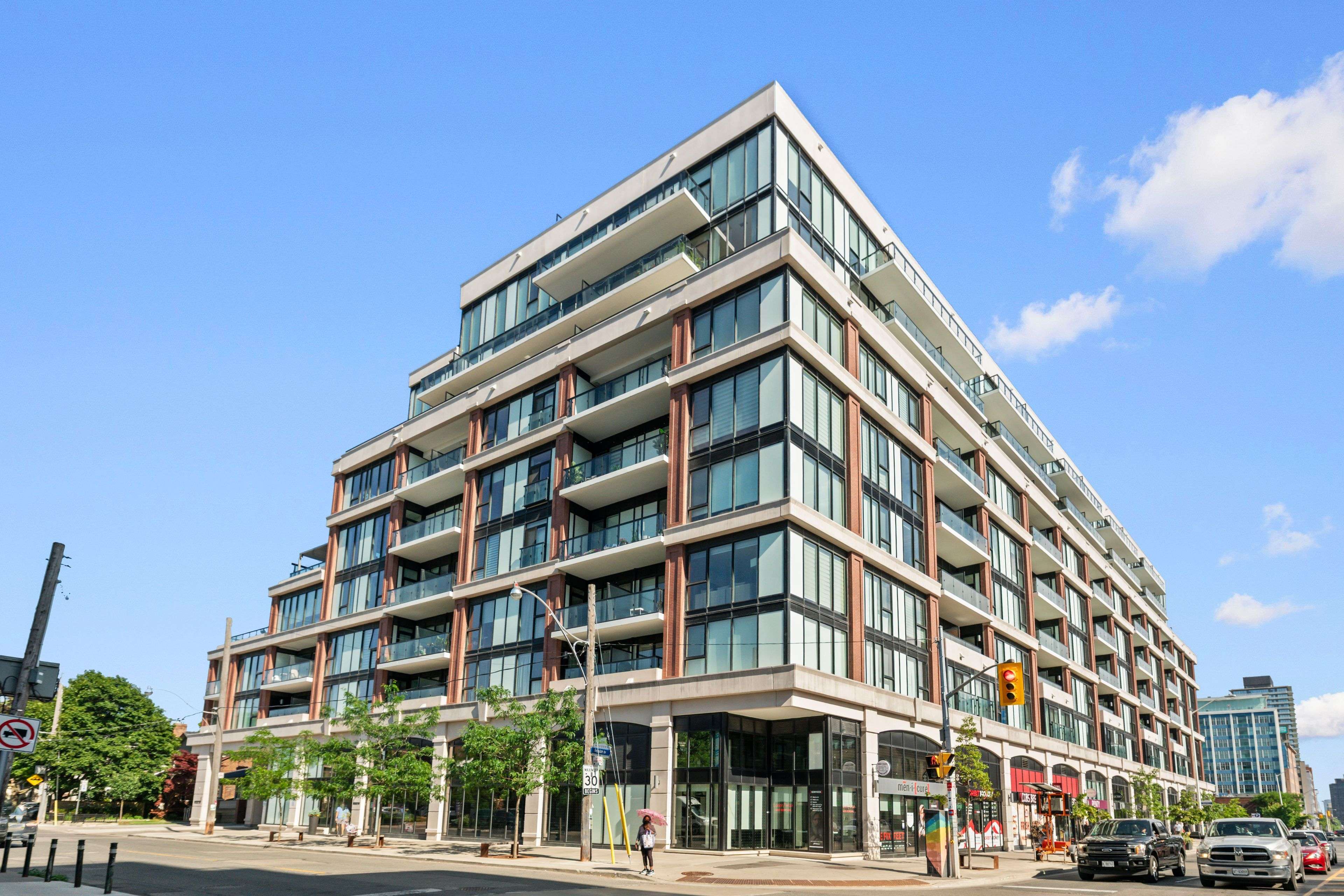 1 Belsize DR #412, Toronto C10, ON M4S 0B9