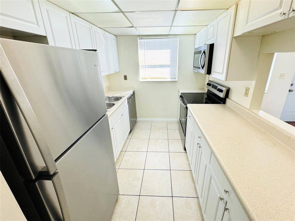 [StreetName, UnitNumber, StreetNumber, StreetDirPrefix], West Palm Beach, FL 33401