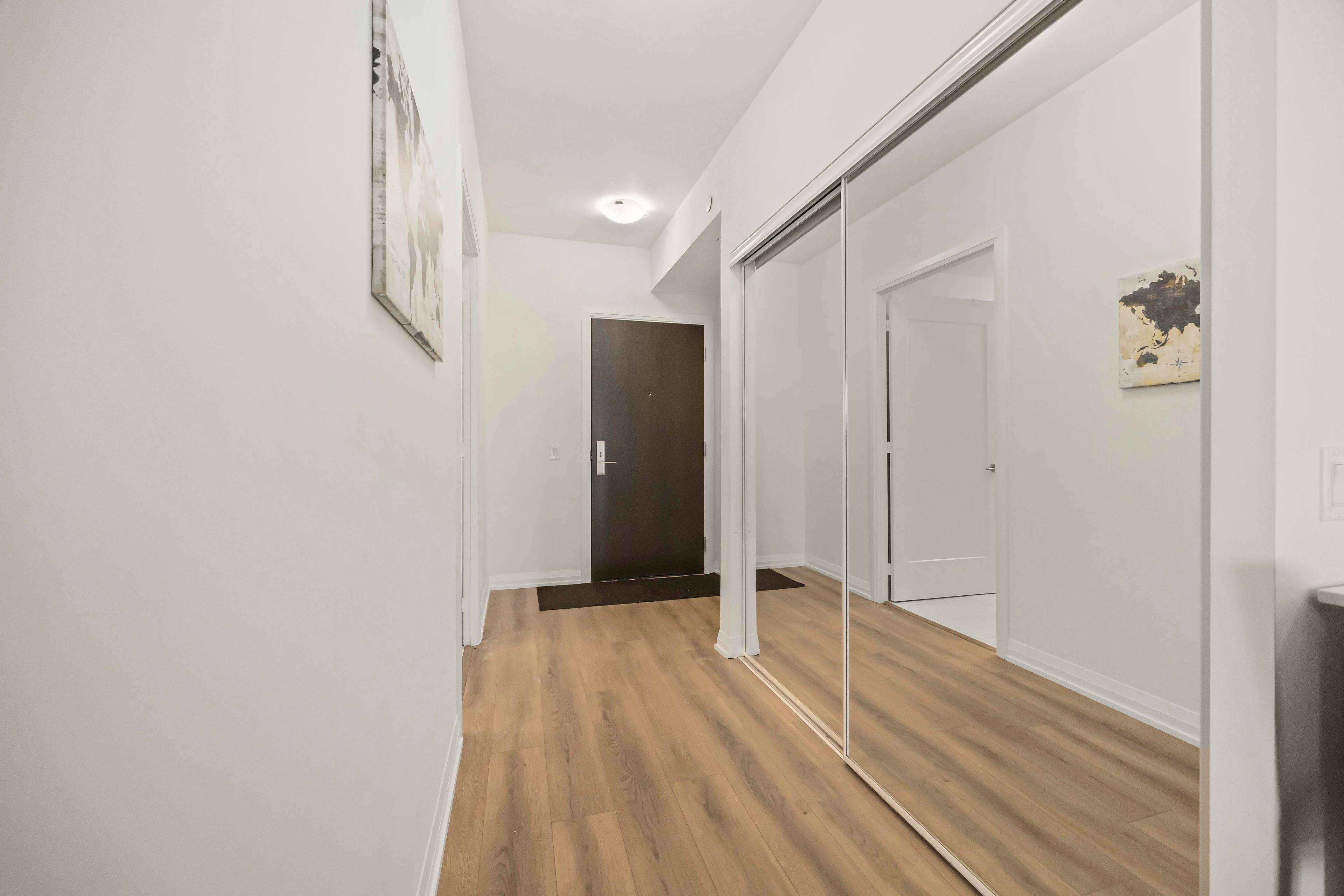 Vaughan, ON L4K 0M6,9000 Jane ST #322