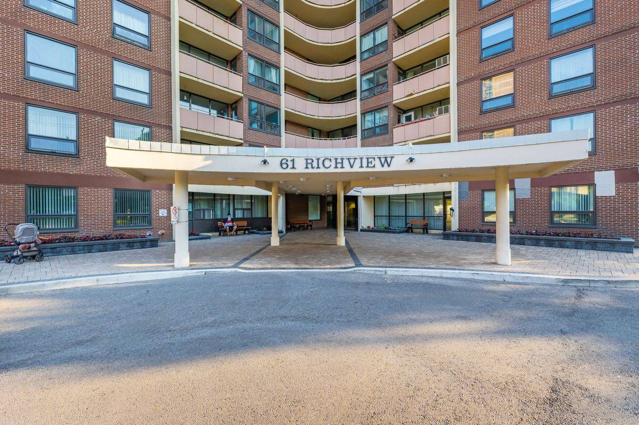 Toronto W09, ON M9A 4M8,61 Richview RD #1801