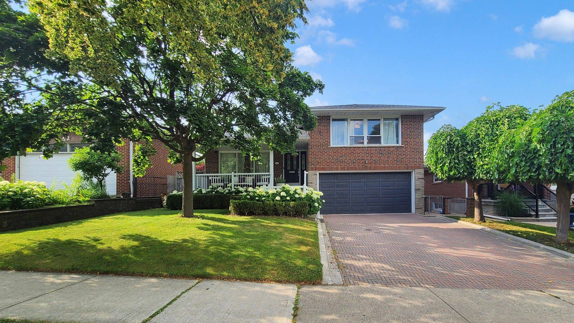 50 Allanhurst DR, Toronto W08, ON M9A 4K1