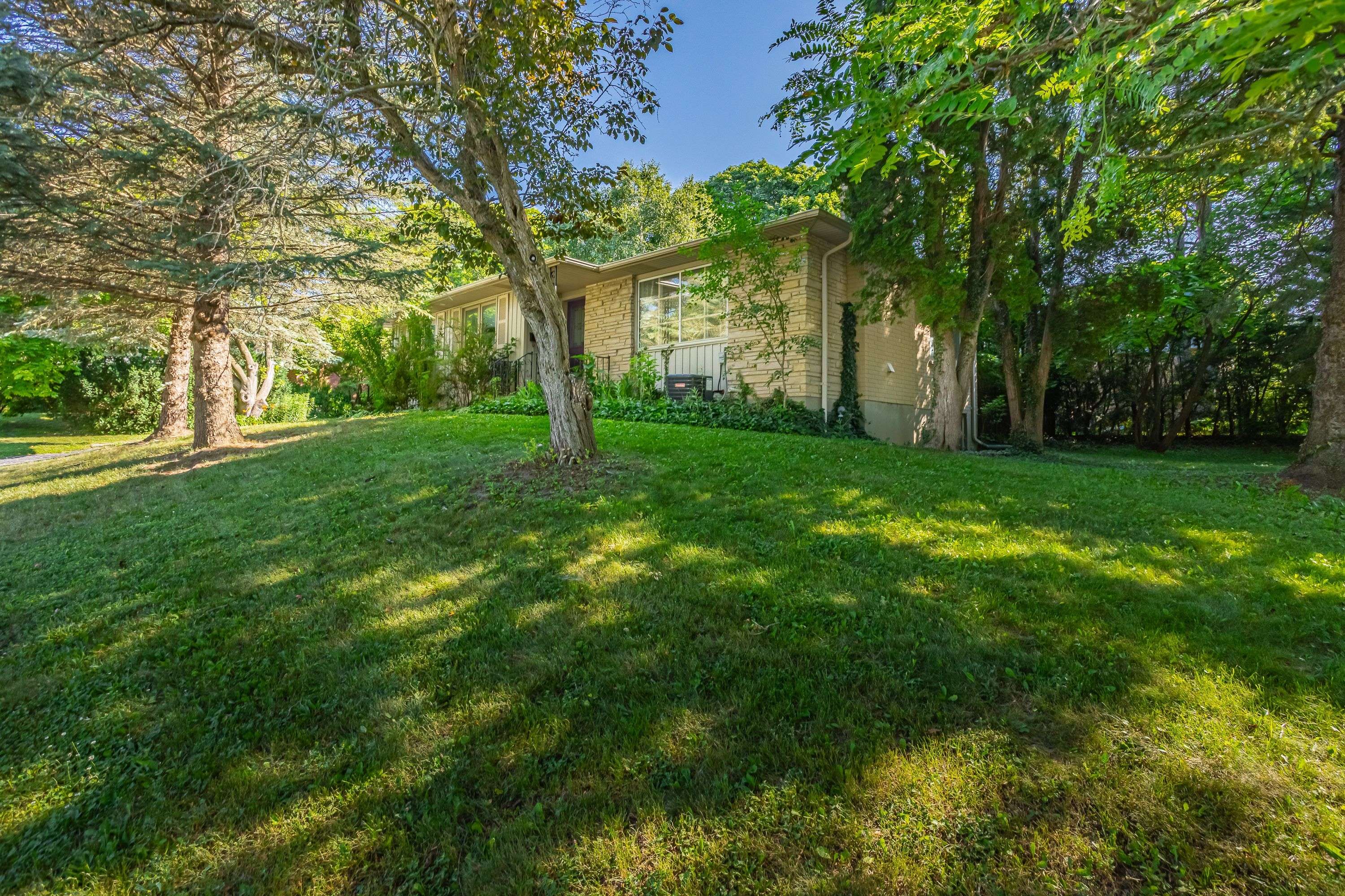 London North, ON N6G 1V7,15 Ranson DR