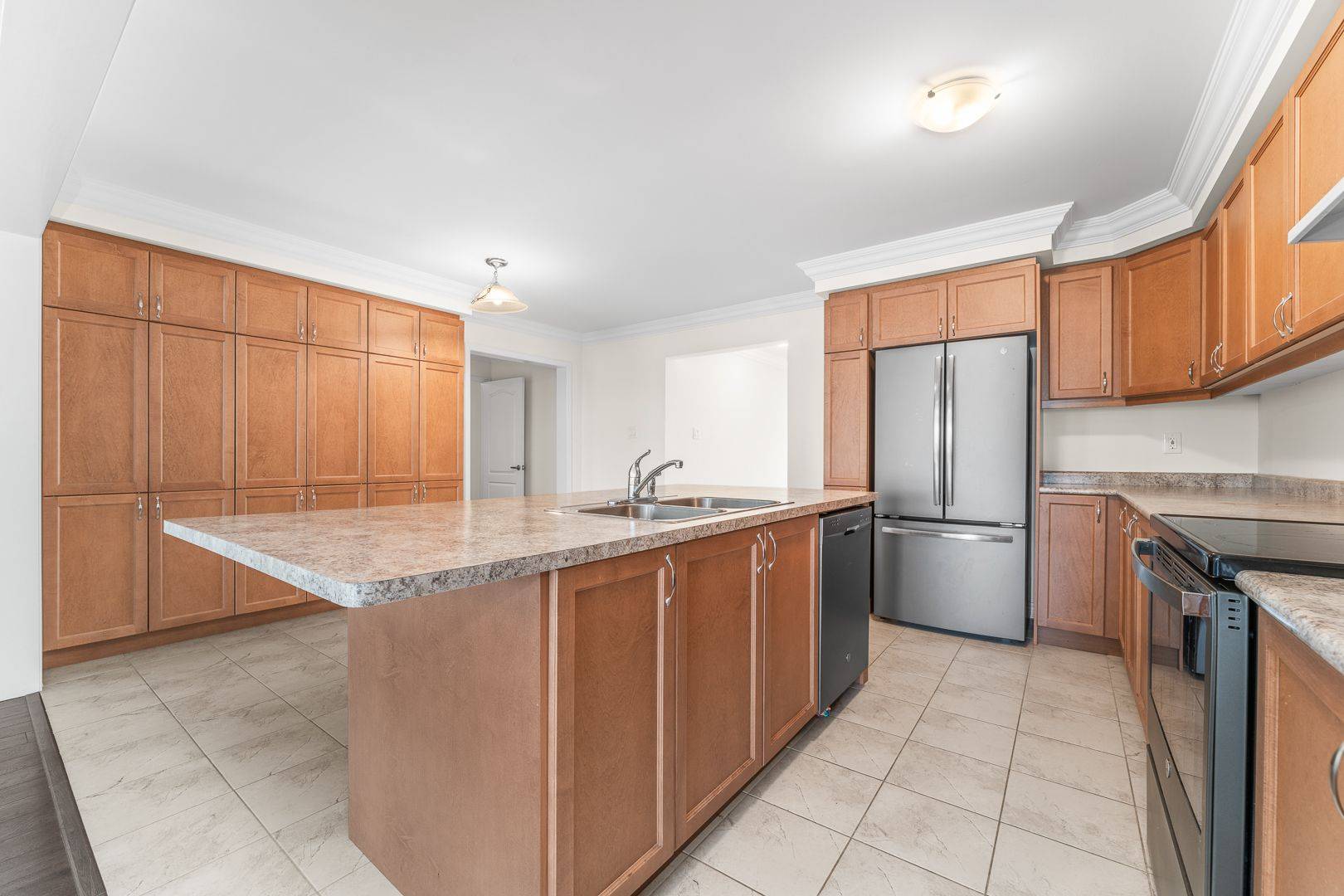 Bracebridge, ON P1L 0E1,25 Hunter PL
