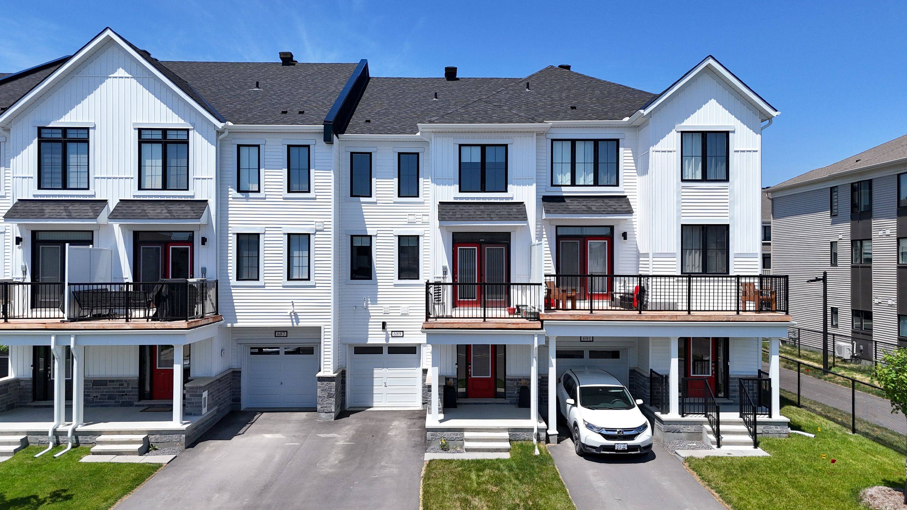689 Quilter ROW, Stittsville - Munster - Richmond, ON K0A 2Z0