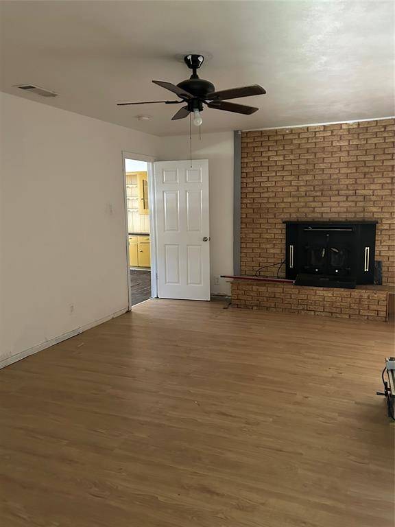 Garland, TX 75041,102 W Woodbury Drive