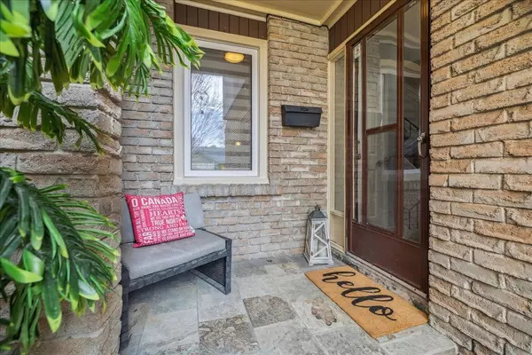 Burlington, ON L7P 3M3,2301 Cavendish DR #150