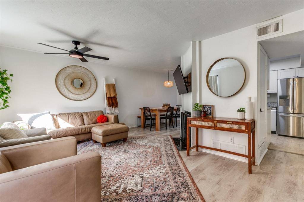 Richardson, TX 75080,2606 Custer Parkway #C