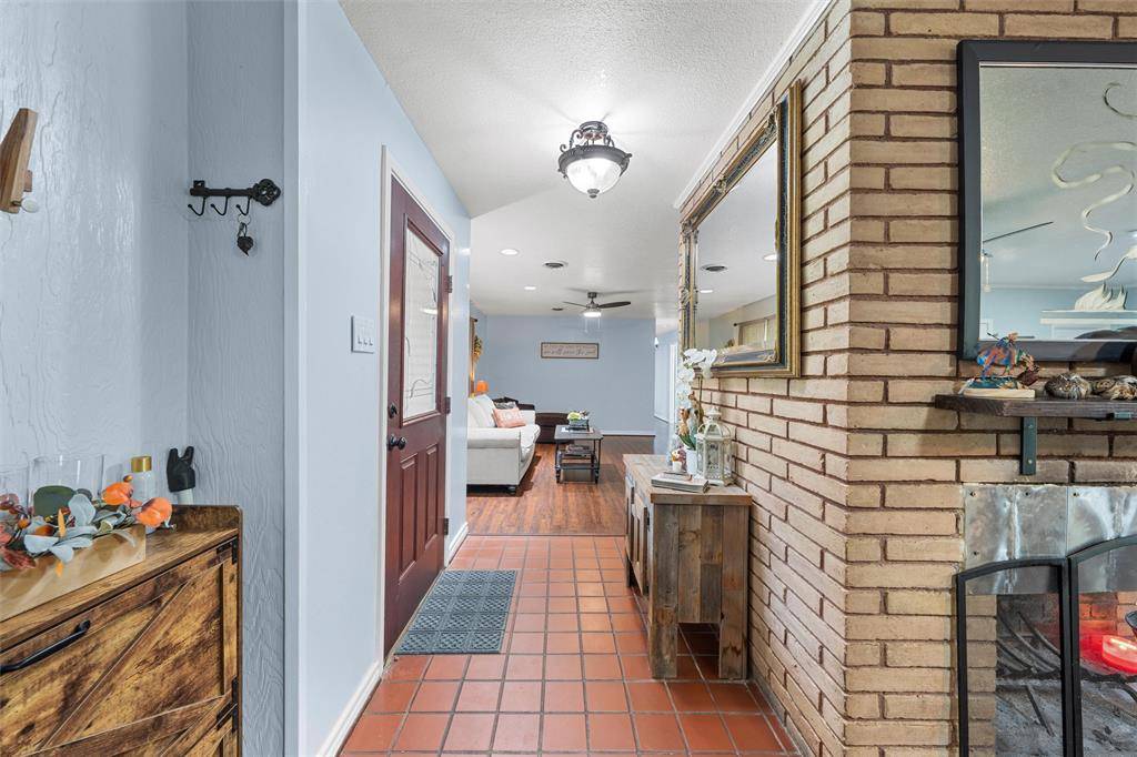Woodway, TX 76712,830 Arliss Drive