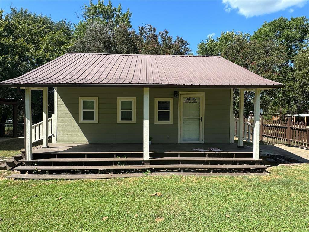 406 S Austin Street #A, Edgewood, TX 75117