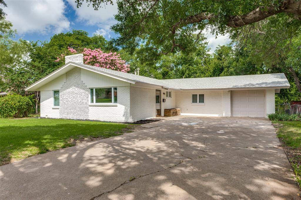 5812 Walla Avenue, Fort Worth, TX 76133