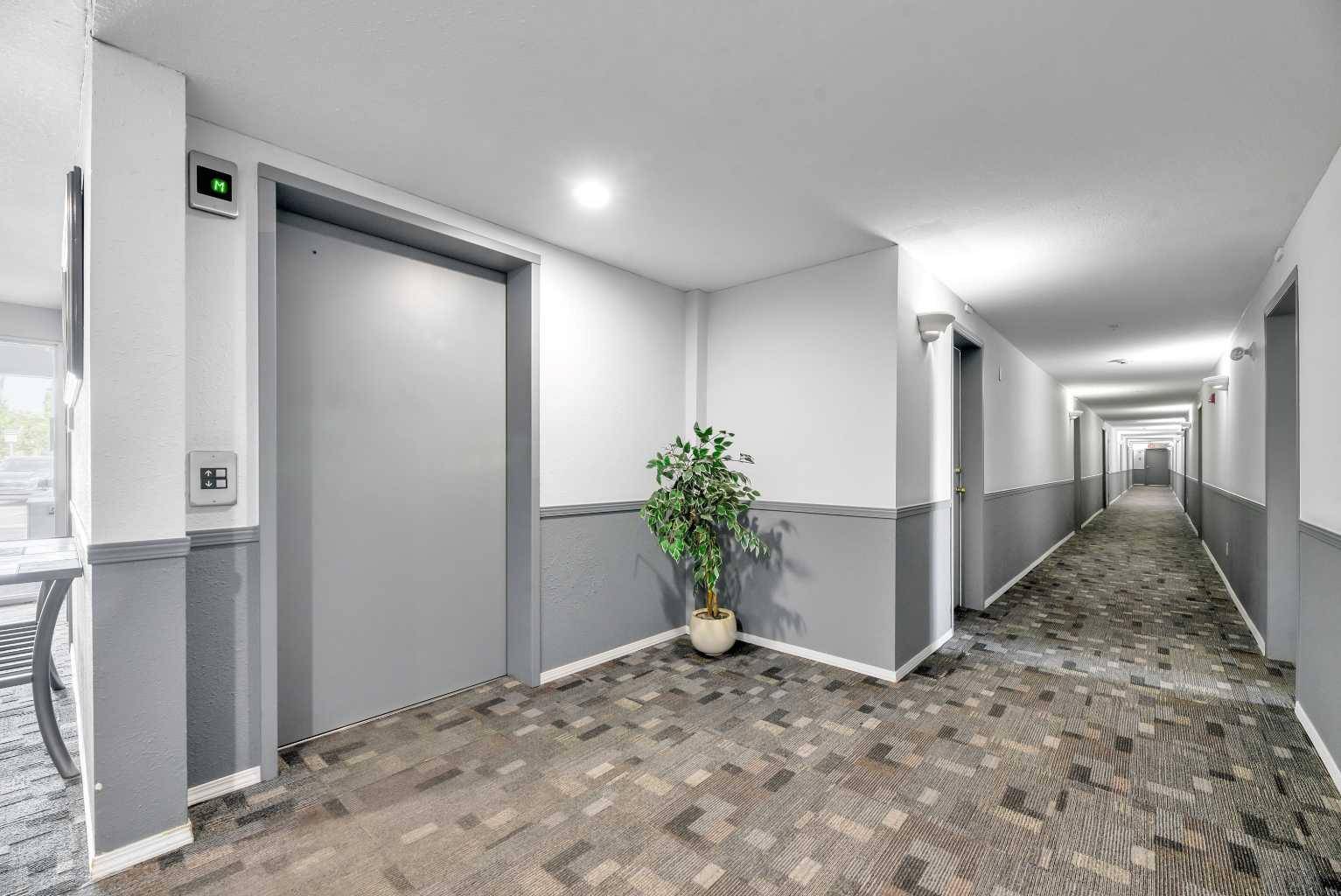 Calgary, AB T2A 7Z2,1620 70 ST Southeast #3212