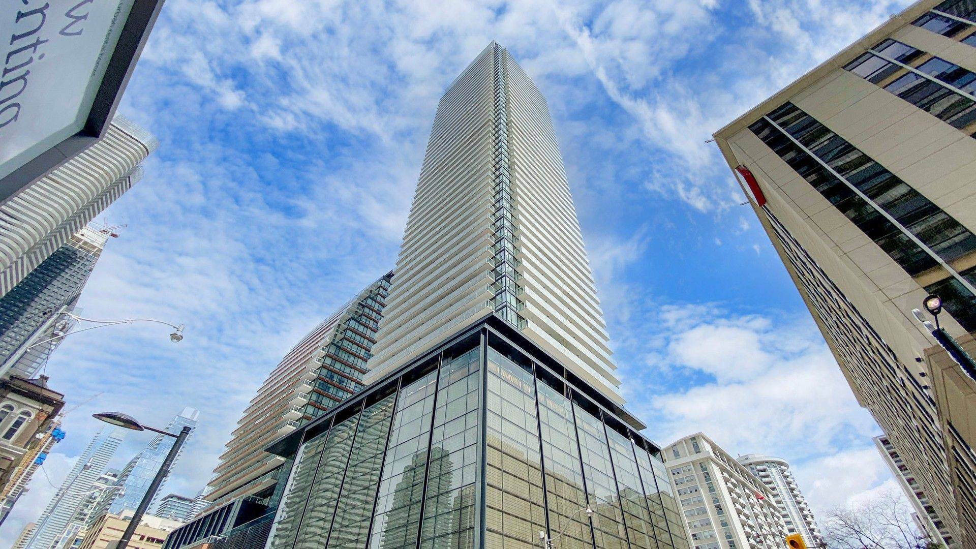 Toronto C01, ON M4Y 1Y4,501 Yonge ST #1612