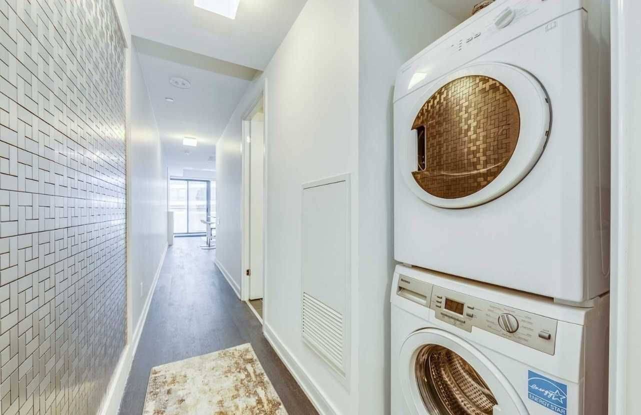 Toronto C01, ON M5S 0C5,57 St Joseph ST #304
