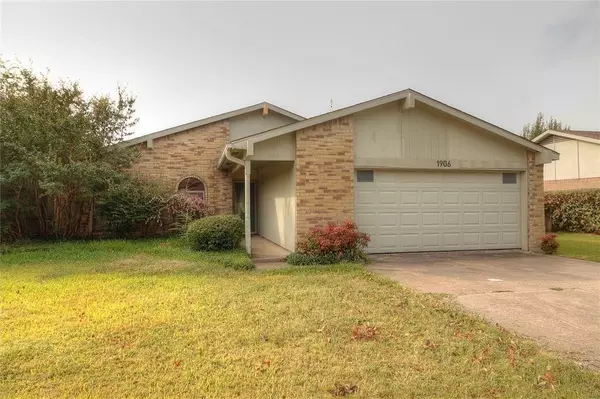 Arlington, TX 76006,1906 San Saba Lane