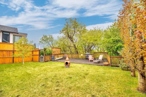 Calgary, AB T3C 2H6,514 Scarboro AVE SW