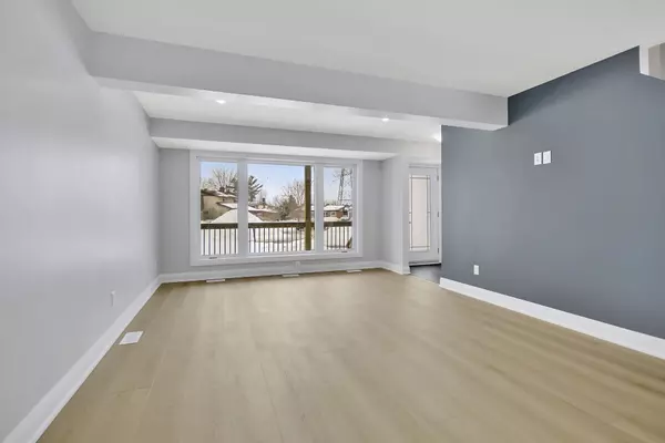 Tanglewood - Grenfell Glen - Pineglen, ON K2G 4A6,9 Brydon CT