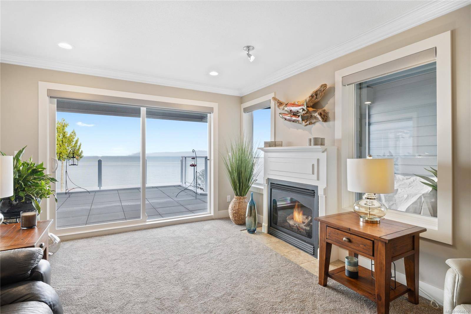 Qualicum Beach, BC V9K 2K2,431 Crescent Rd W #204