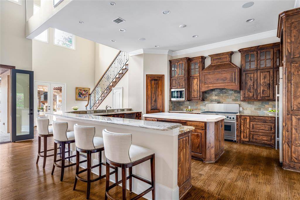 Dallas, TX 75230,6511 Mimosa Lane