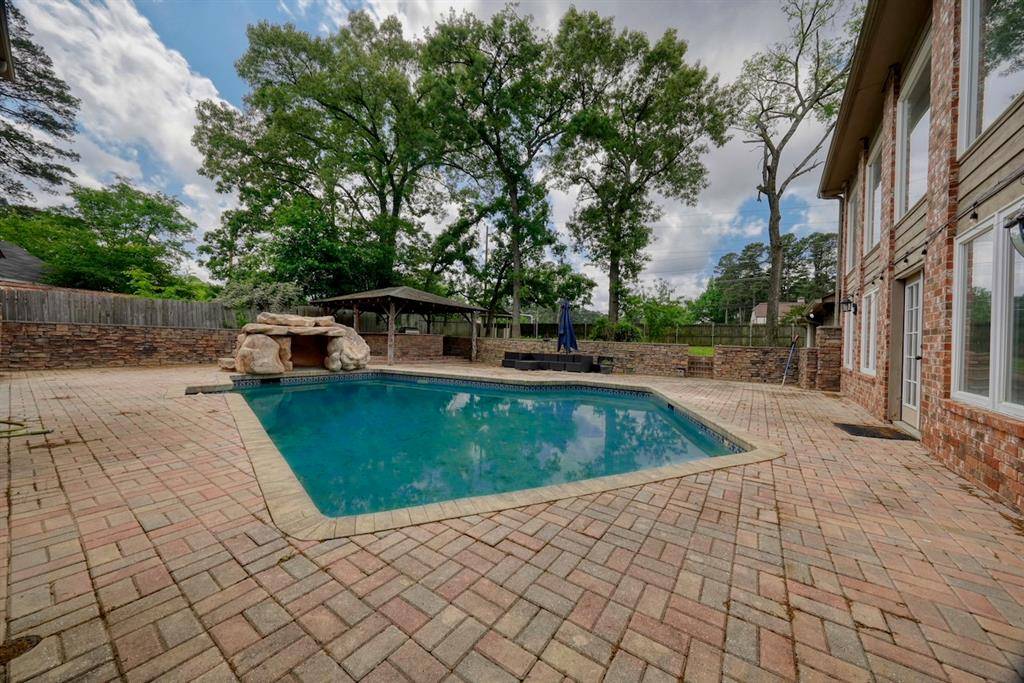 Longview, TX 75604,1303 Sleepy Hollow Lane
