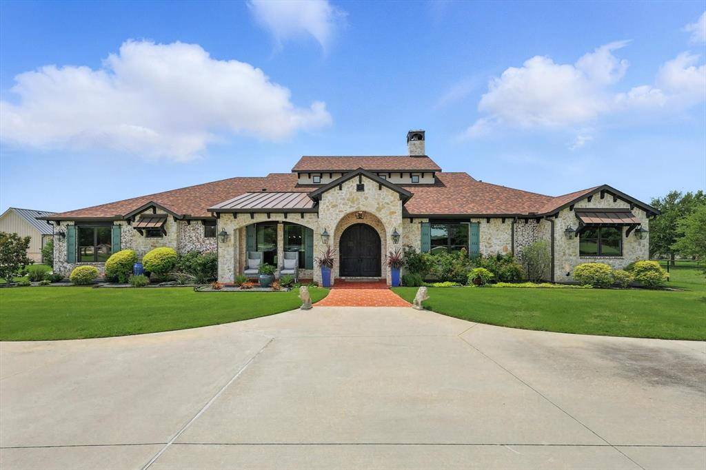 Double Oak, TX 75077,220 E Kings Road