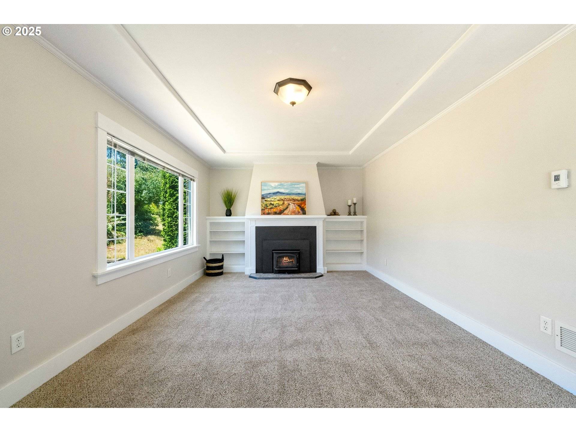 Coos Bay, OR 97420,978 S 7th ST