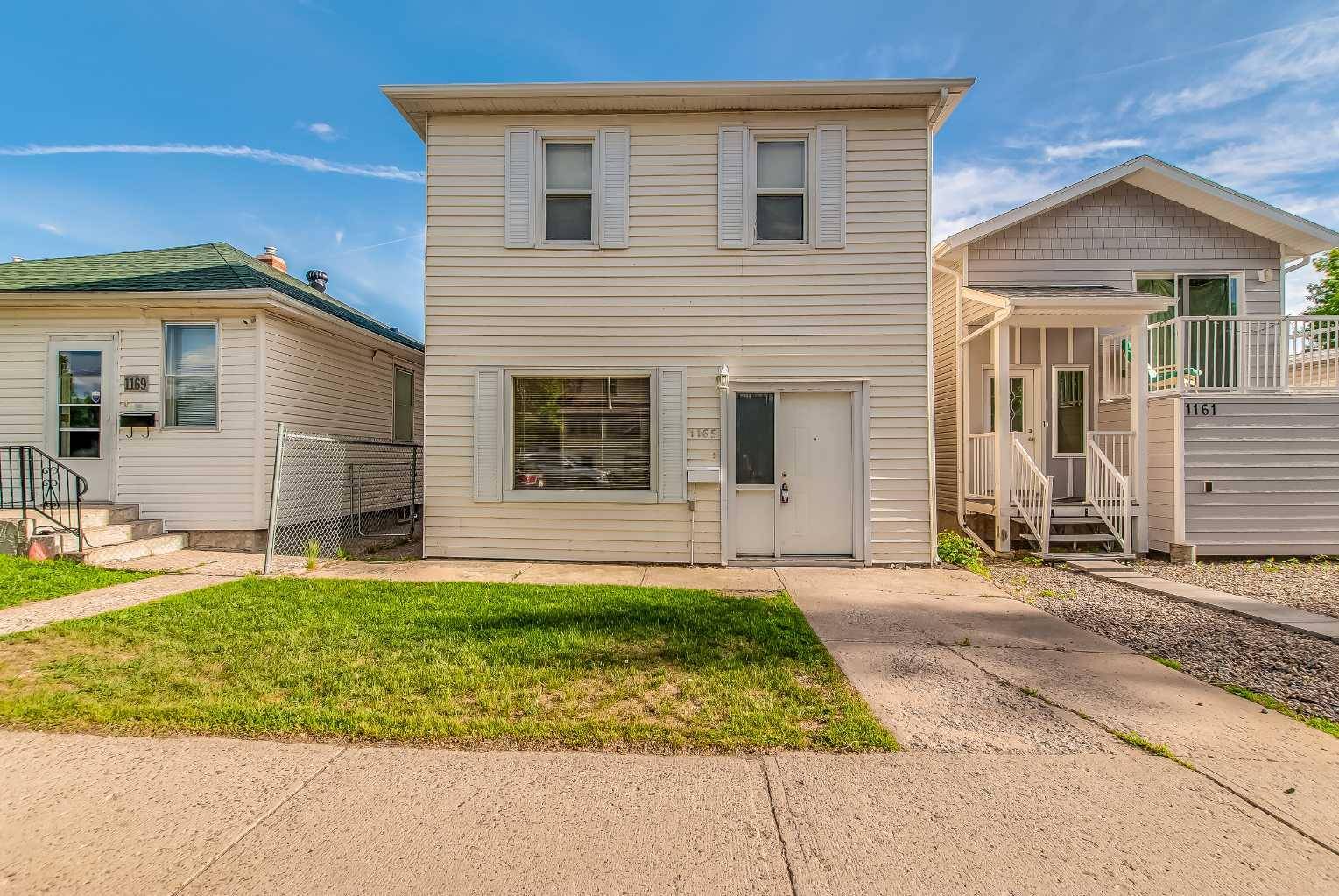 1165 Queen ST SE, Medicine Hat, AB T1A 1B3