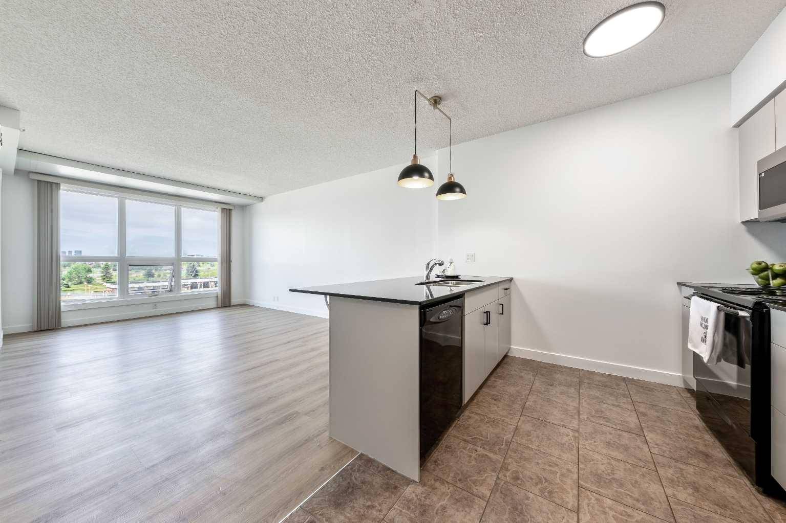 Calgary, AB T2V 0P7,8710 Horton RD SW #511