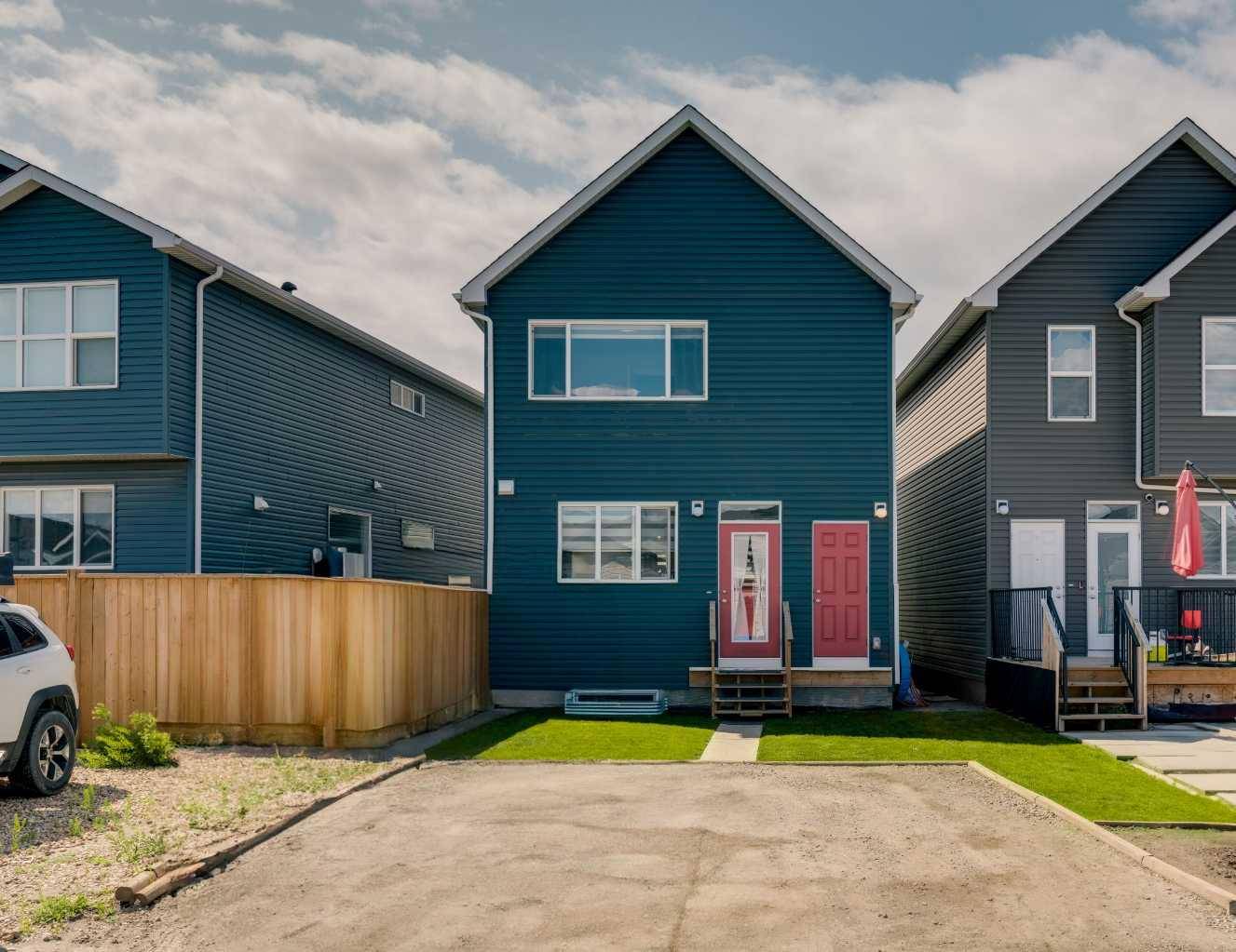 Calgary, AB T3M 3L7,36 Seton ROW Southeast
