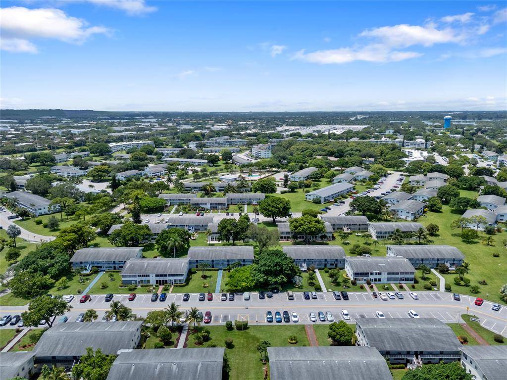 Deerfield Beach, FL 33442,231 Markham #K