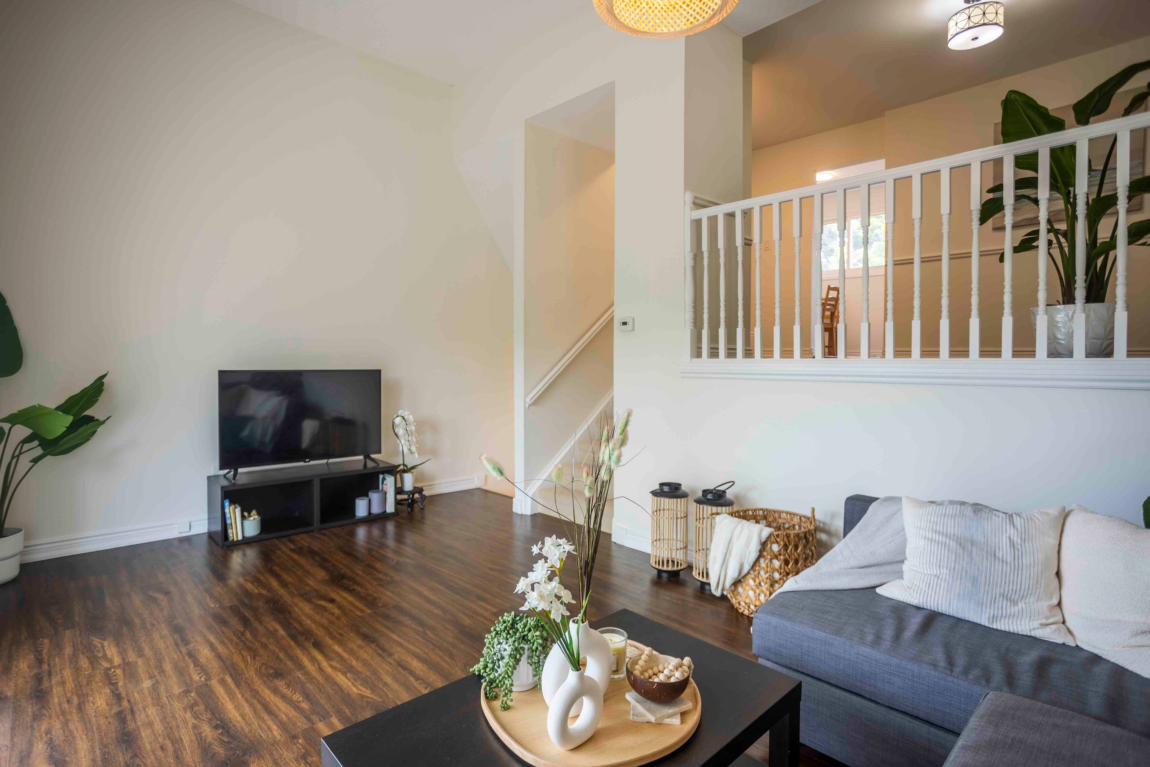 Hamilton, ON L8K 6L7,11 Harrisford ST #57