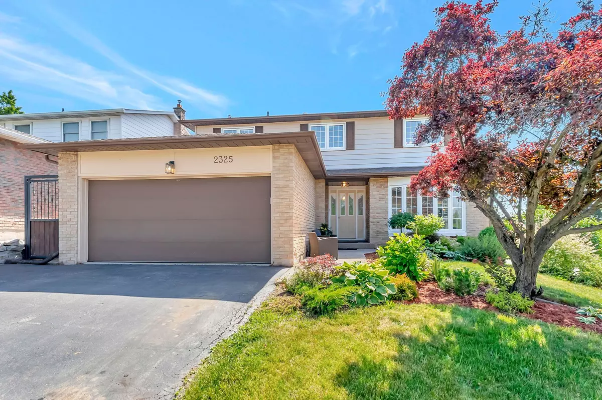 Burlington, ON L7P 4C3,2325 Duncaster DR