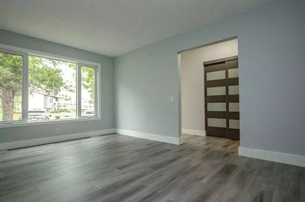 Fort Mcmurray, AB T9K 1K6,150 Leigh CRES