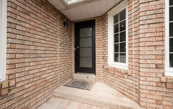 Brampton, ON L6W 4L9,68 Blackwell PL N