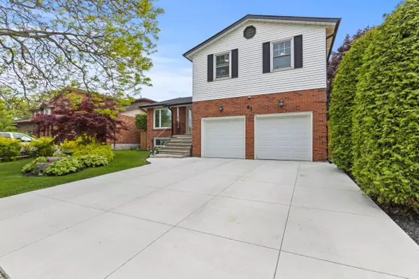 Hamilton, ON L8E 4A8,61 Seaton Place DR
