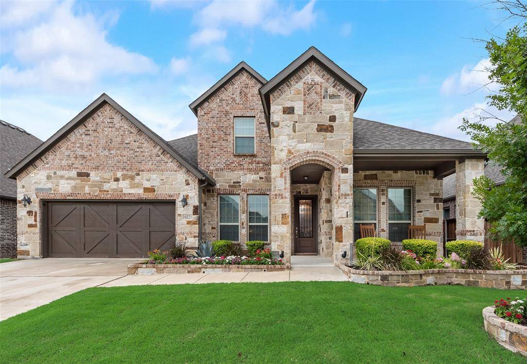 10321 Colina Drive, Fort Worth, TX 76126