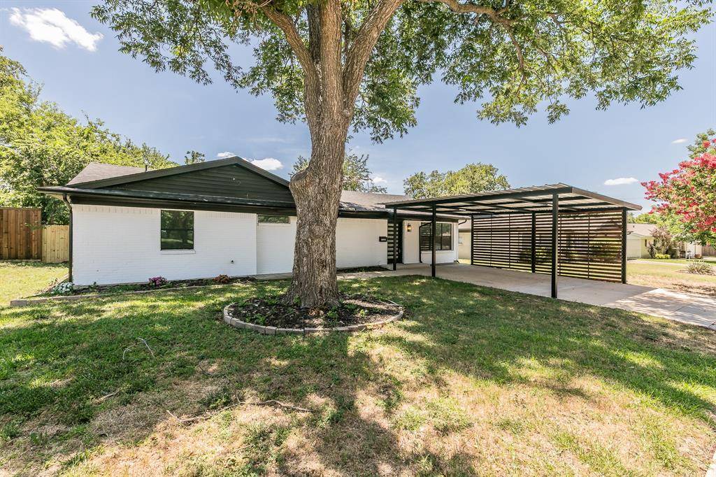 13516 Spring Grove Avenue, Dallas, TX 75240
