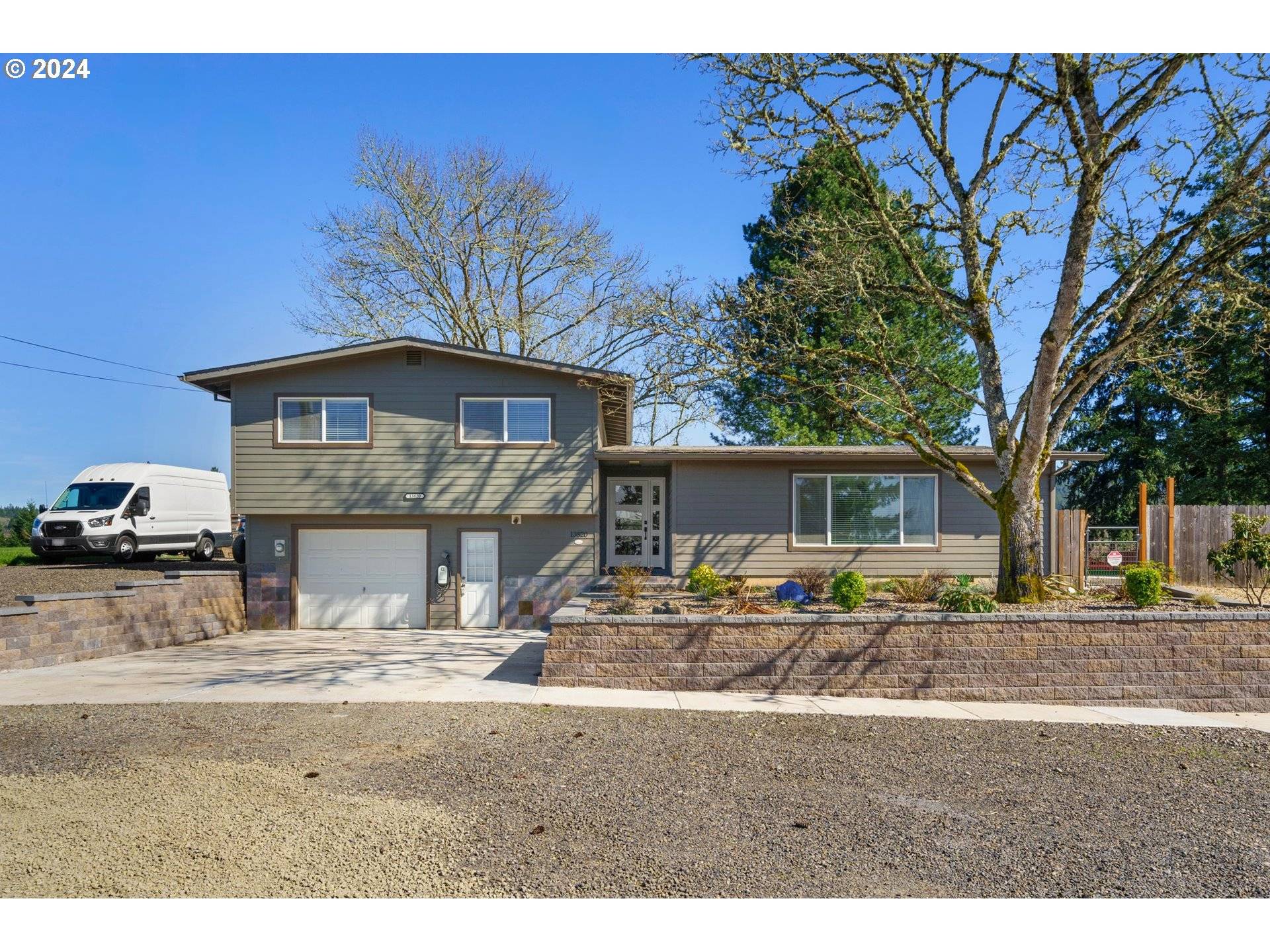 13820 SW LAMBERT LN, Gaston, OR 97119