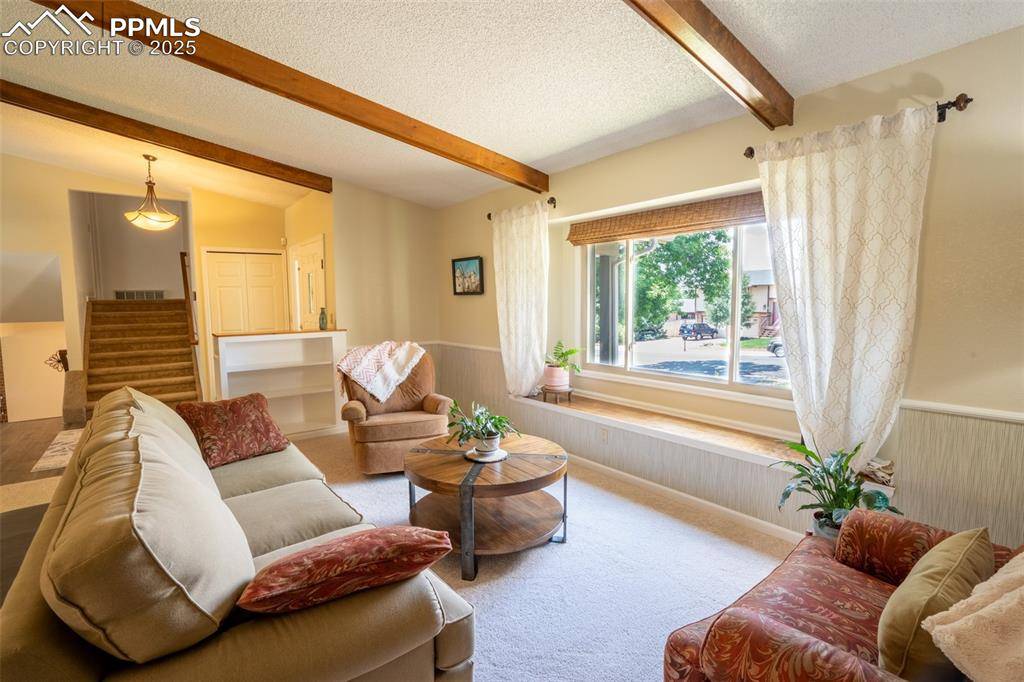 Colorado Springs, CO 80909,4255 Loch Lomond LN
