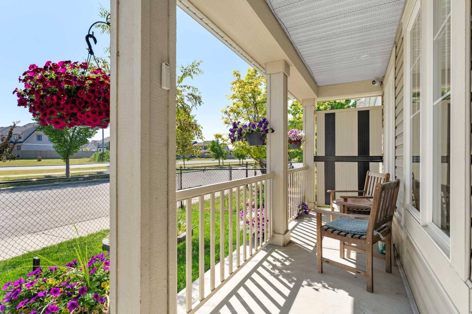 Airdrie, AB T4B 0N6,1413 Windstone RD Southwest
